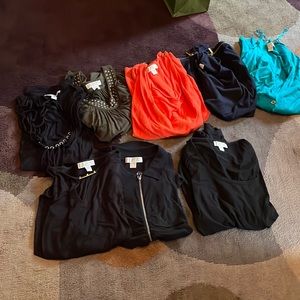 Michael Kors 8 tops
